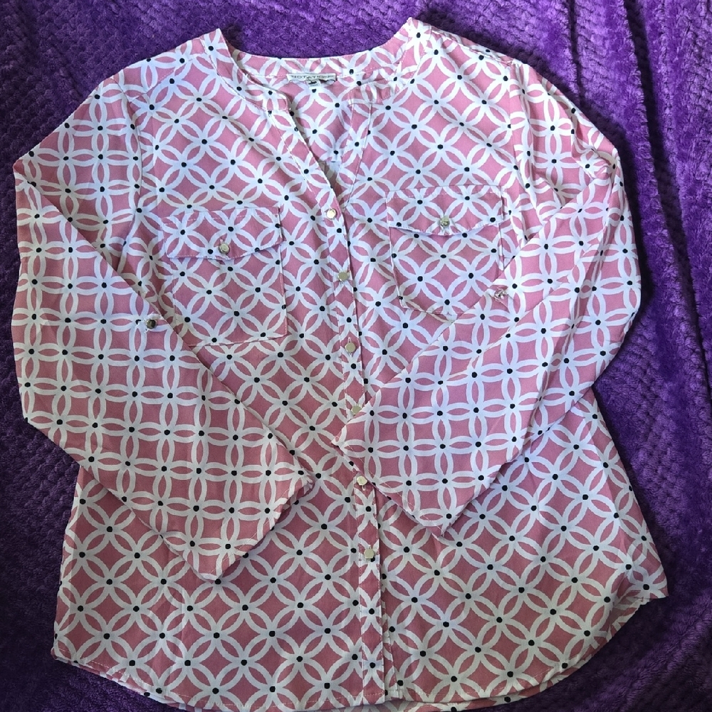 Notations Pink and White Geometric Button Down Shirt
